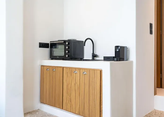 Town Pin By Monocle Apartmán